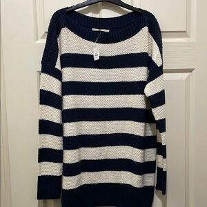 Gap Navy and Cream Striped Sweater (sz L)